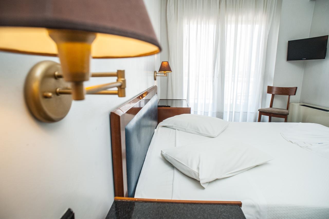 Hotel Aigli Peraia  Luaran gambar